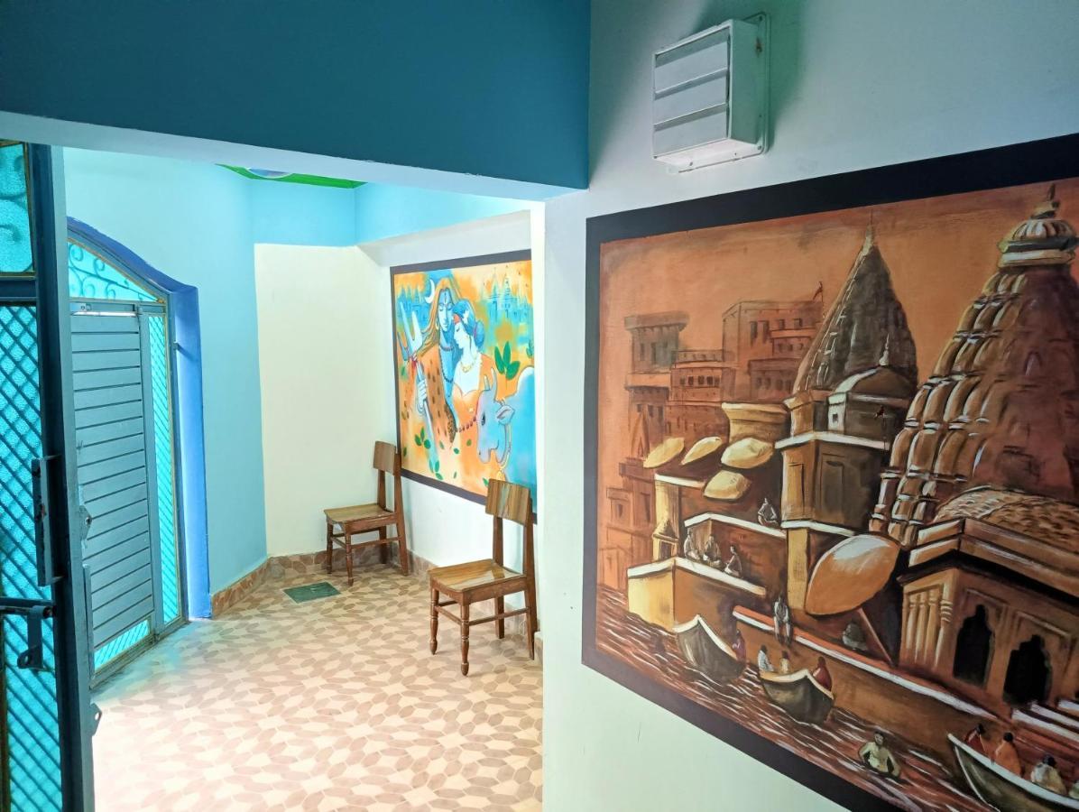 Trinetra Inn Varanasi Exterior photo